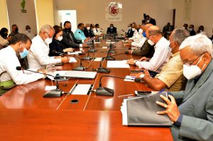 Administrador de EGEHID participa en reunión Comisión Presidencial para Manejo Cuenca Río Yaque del Norte