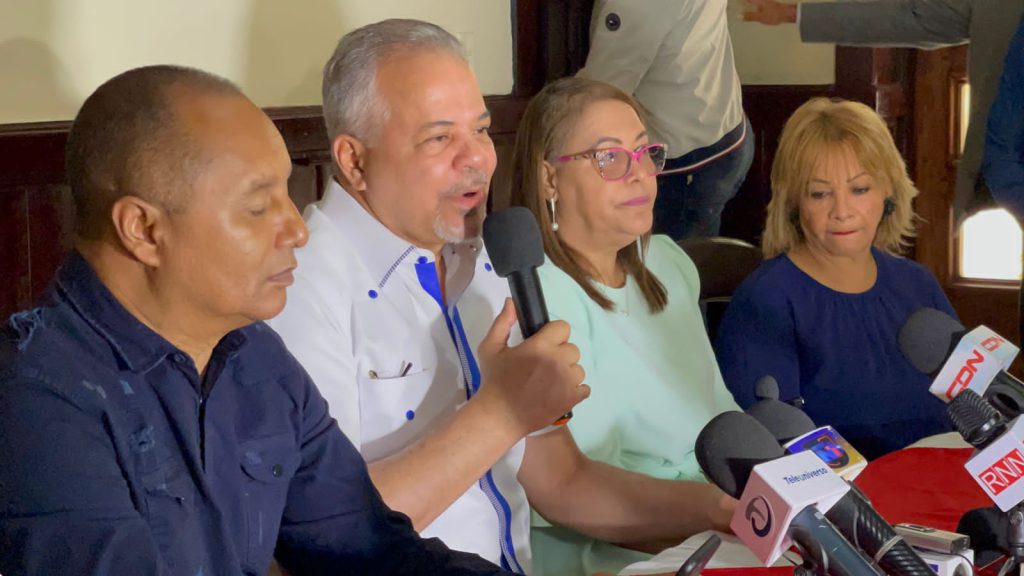 Rafael Salazar encabezó un diálogo abierto y constructivo con representantes de distintas comunidades, en el que escuchó de manera directa sus inquietudes, propuestas y necesidades prioritarias.