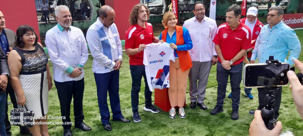 La Empresa de Generación Hidroeléctrica Dominicana (EGEHID) apoya el desarrollo del fútbol en San Cristóbal mediante iniciativas que incluyen el fortalecimiento de escuelas deportivas, el patrocinio de torneos y la mejora de infraestructura deportiva.