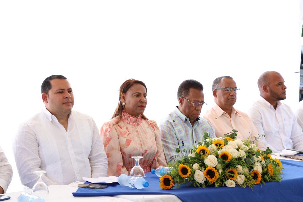 La Empresa de Generación Hidroeléctrica Dominicana (EGEHID) inició la construcción de una funeraria comunitaria en el sector de Jayaco, con el objetivo de brindar un servicio digno y accesible a las familias de la zona.