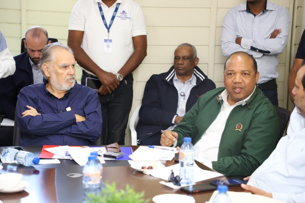 La Empresa de Generación Hidroeléctrica Dominicana (EGEHID) dispuso terrenos para la instalación de una extensión de la Universidad ISA, con el propósito de ampliar la oferta académica en la región.