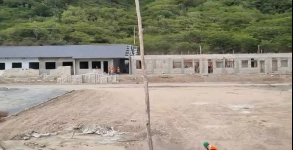 Vista del terreno donde estará el recinto universitario que se construye en San Juan de la Maguana.