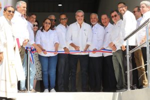 Presidente Abinader inaugura recinto de la Universidad ISA en Bohechio, San Juan