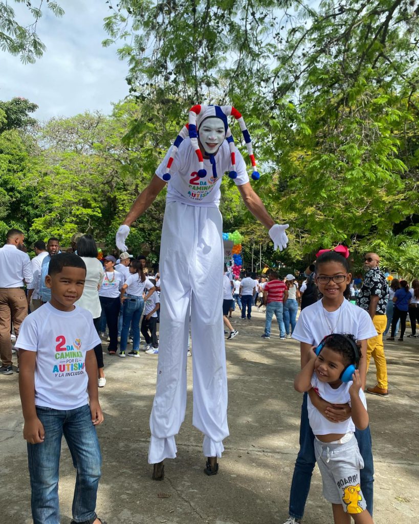 La Empresa de Generación Hidroeléctrica Dominicana (EGEHID) respaldó la Caminata por el Autismo y la Inclusión Social en San Cristóbal, reafirmando su compromiso con las causas sociales y la inclusión.
