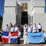 EGEHID deposita ofrenda floral en Altar de la Patria por su 17 aniversario