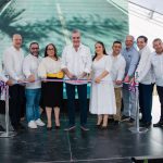 Presidente Abinader inaugura una decena de calles en Guayabal de Santiago