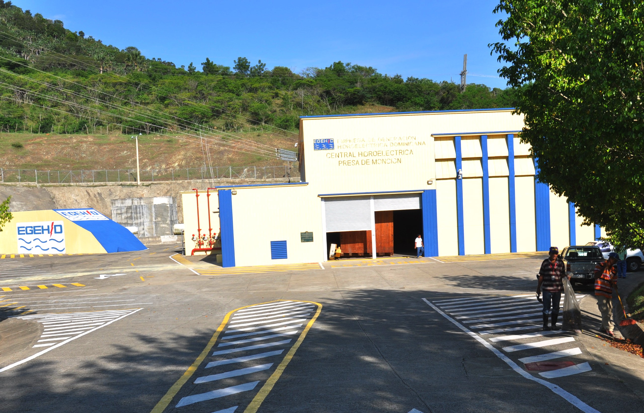 Central hidroeléctrica presa de Monción