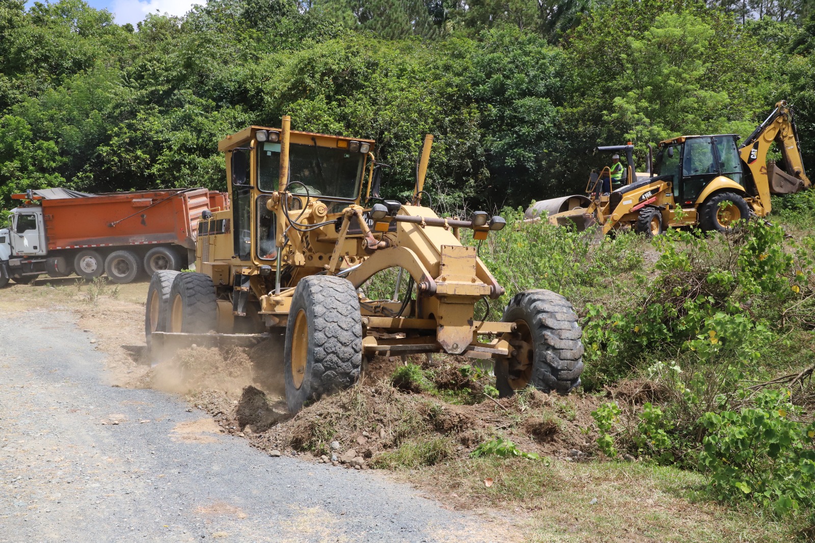 Con la rehabilitación de los caminos de acceso, la Empresa de Generación Hidroeléctrica Dominicana (EGEHID) retomó los trabajos de construcción de la presa de Guaigüí, en La Vega.