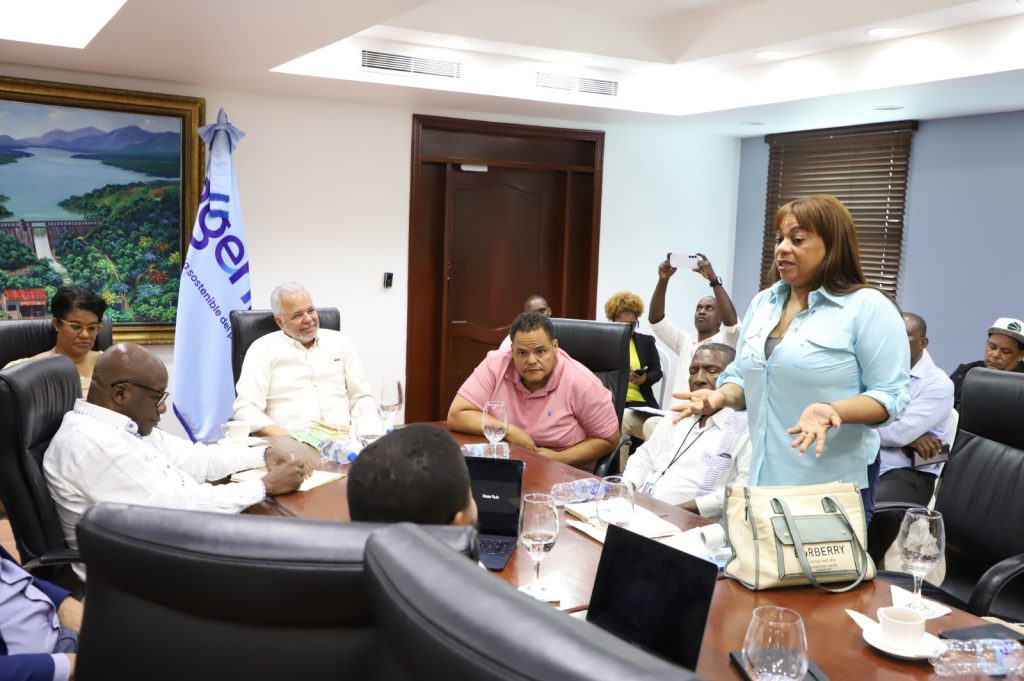 SANTO DOMINGO (R. Dominicana).- La Empresa de Generación Hidroeléctrica Dominicana (EGEHID) socializó el proyecto Plan Maestro Vía de Ronda Anillo Verde de San Cristóbal con autoridades, representantes de organizaciones comunitarias y líderes eclesiales.