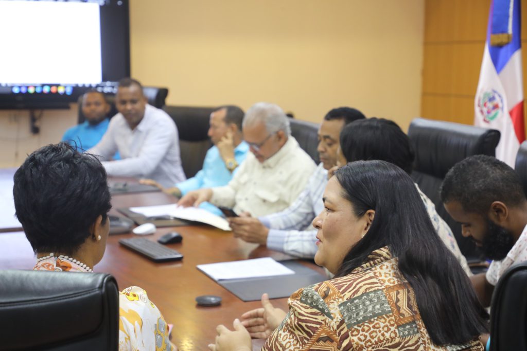 EGEHID firma protocolo provisional para acceso a balneario de Muchas Aguas