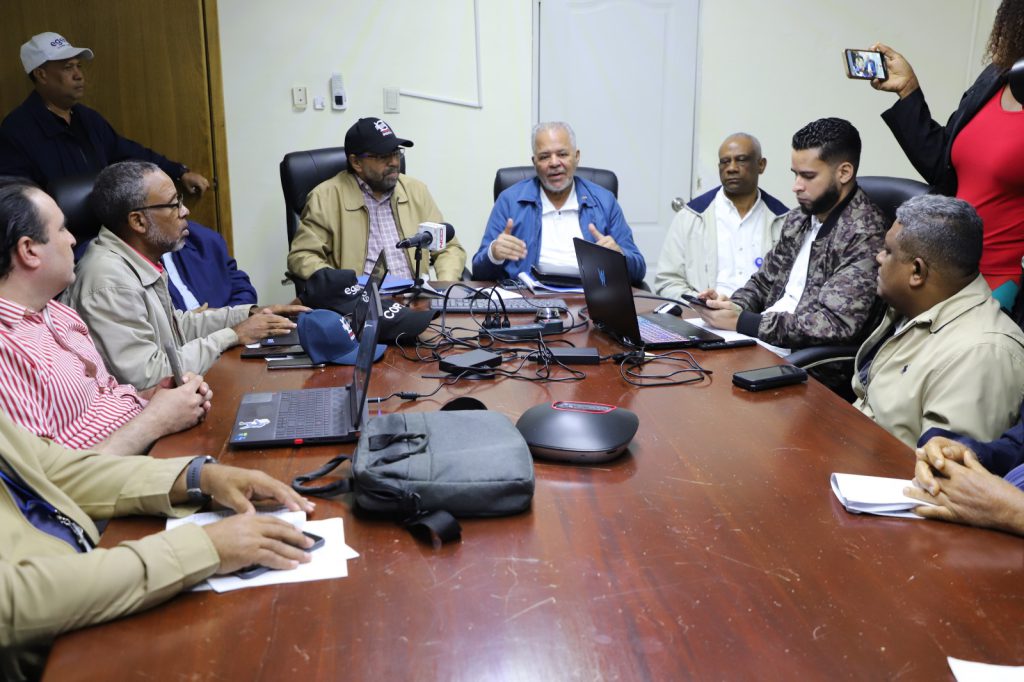 SANTO DOMINGO (R. Dominicana).- El Comité de Operaciones de Presas y Embalses (COPRE) informó que la mayoría de las presas y embalses del país mantienen capacidad de recibir los volúmenes de agua pronosticados debido al paso de la tormenta tropical Melissa.