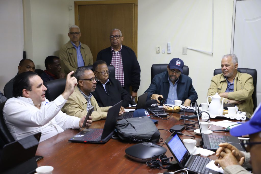 SANTO DOMINGO (R. Dominicana).- Las presas en las áreas de influencia del fenómeno atmosférico Melissa, aunque han incrementado sus niveles, mantienen su equilibrio, informó el Comité de Operación de Presas y Embalses (COPRE) durante su sesión de seguimiento.