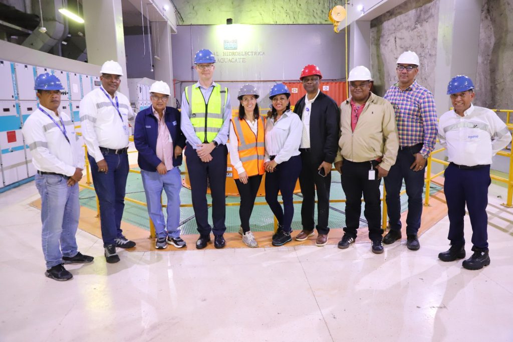 SANTO DOMINGO (R. Dominicana).- La Empresa de Generación Hidroeléctrica Dominicana (EGEHID) recibió en su sede a una delegación de la entidad Swed Fund de Suecia, en el marco de un acuerdo de colaboración para el proyecto de repotenciación y modernización de las principales centrales hidroeléctricas del país.