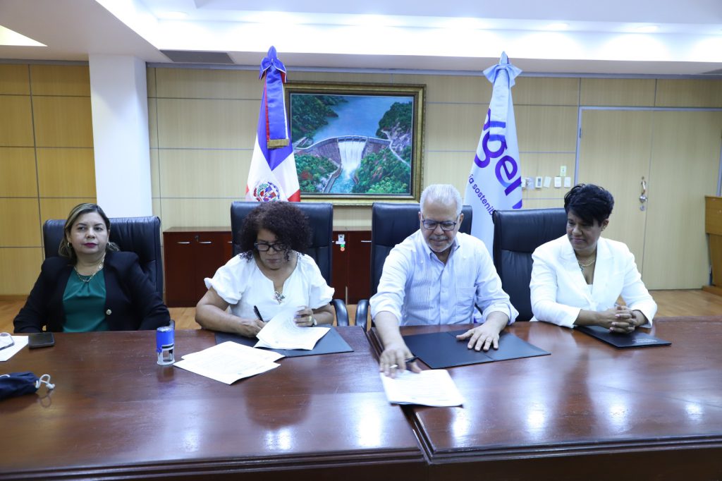 SANTO DOMINGO (R. Dominicana).– La Empresa de Generación Hidroeléctrica Dominicana (EGEHID) suscribió un acuerdo de cooperación interinstitucional con la Alcaldía de Las Yayas de Viajama, provincia de Azua, para la culminación de una Unidad de Atención Primaria actualmente en construcción en esa comunidad.