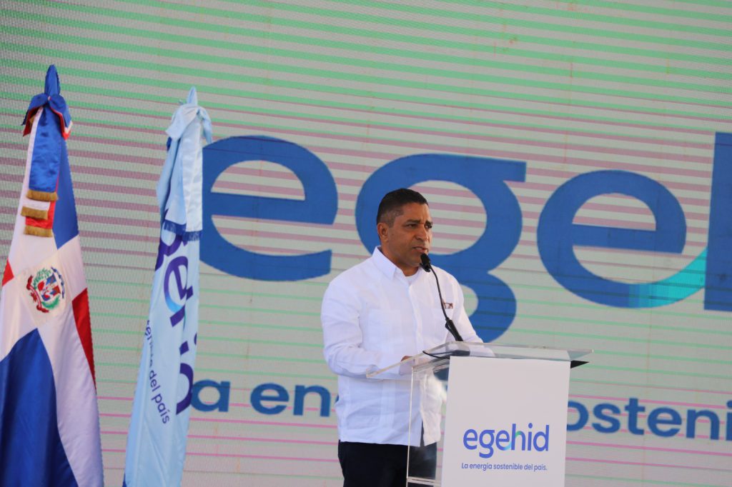 SANTIAGO, República Dominicana. – El presidente de la República, Luis Abinader , encabezó el acto de inauguración de 48.49 kilómetros de carreteras y calles en distintos municipios de la Sierra de Santiago , obras ejecutadas por la Empresa de Generación Hidroeléctrica Dominicana (EGEHID) como parte de su compromiso social con las comunidades de la zona de influencia del complejo hidroeléctrico Tavera–Bao–López Angostura .