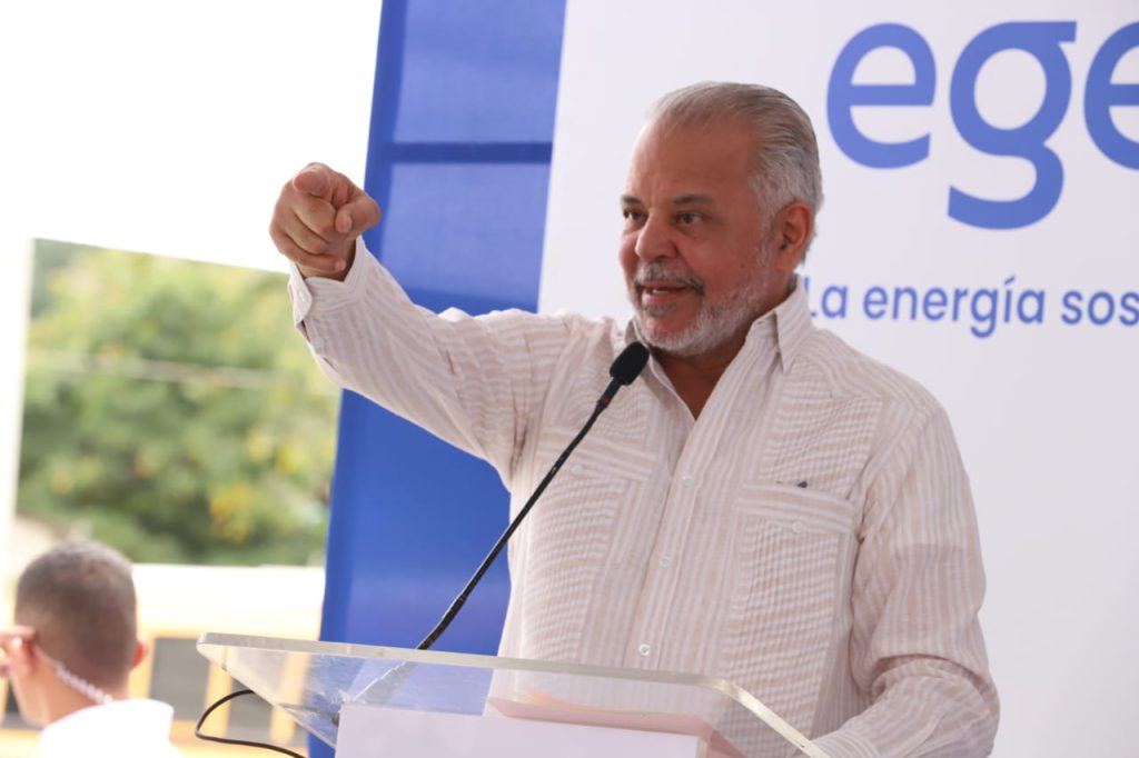 SAN CRISTÓBAL (R. Dominicana).- La vicepresidenta de la República, Raquel Peña, encabezó el acto de inauguración del puente sobre el arroyo Los Calimetes, en el municipio de Los Cacaos, provincia de San Cristóbal, construido por la Empresa de Generación Hidroeléctrica Dominicana (EGEHID).