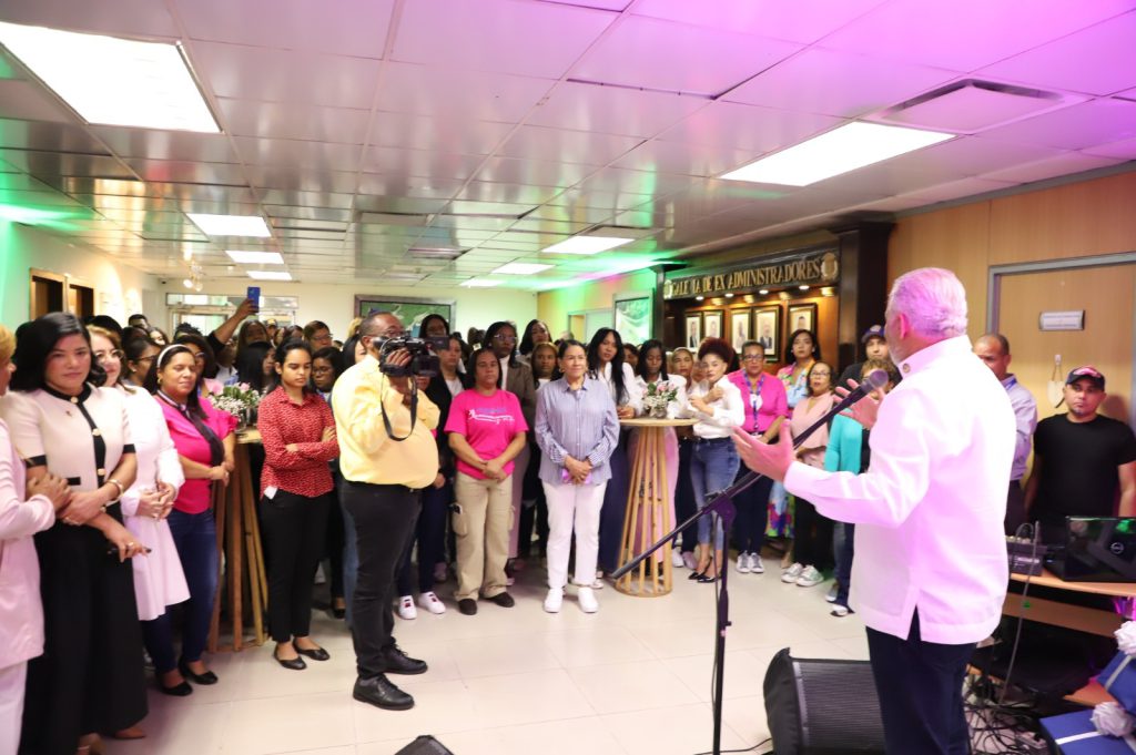 SANTO DOMINGO (R. Dominicana).– La Empresa de Generación Hidroeléctrica Dominicana (EGEHID) agasajó a sus colaboradoras con motivo de la conmemoración del Día Internacional de la Mujer.