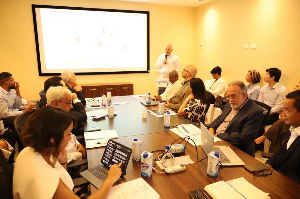 SANTO DOMINGO (R. Dominicana).– La Empresa de Generación Hidroeléctrica Dominicana (EGEHID) dio inicio oficial a los trabajos de implementación del Master Plan 2028, con el acompañamiento de la empresa consultora británica Mott MacDonald.