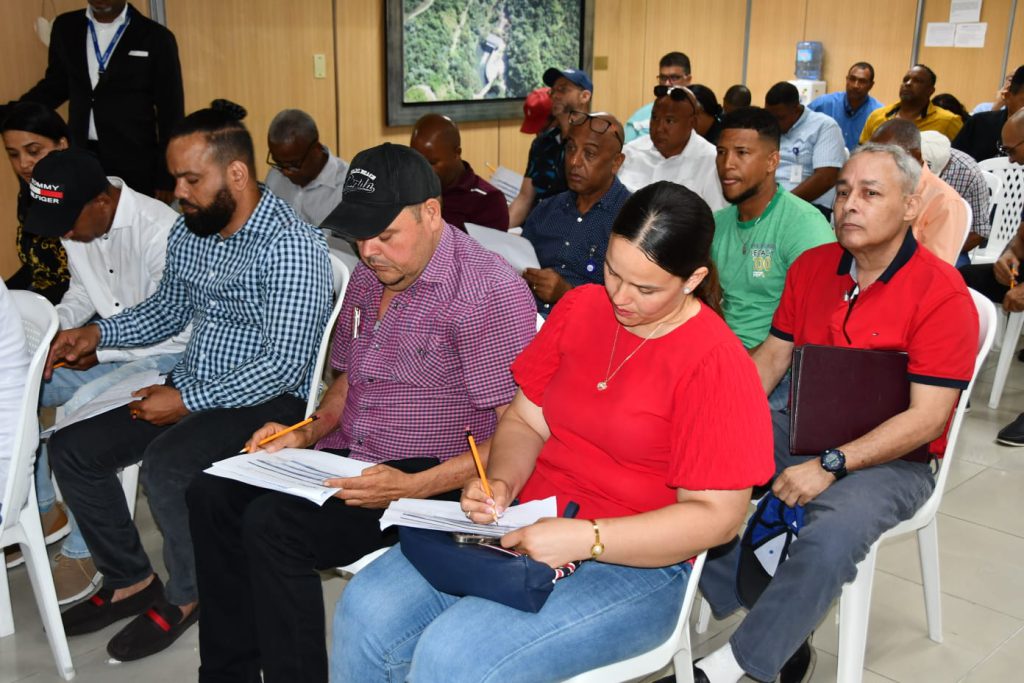 SANTO DOMINGO (R. Dominicana).- La Empresa de Generación Hidroeléctrica Dominicana (EGEHID) realizó una jornada de inducción dirigida a sus colaboradores, con el objetivo de fortalecer las políticas institucionales, los aspectos éticos, los beneficios laborales y los procedimientos para el buen funcionamiento de la entidad.