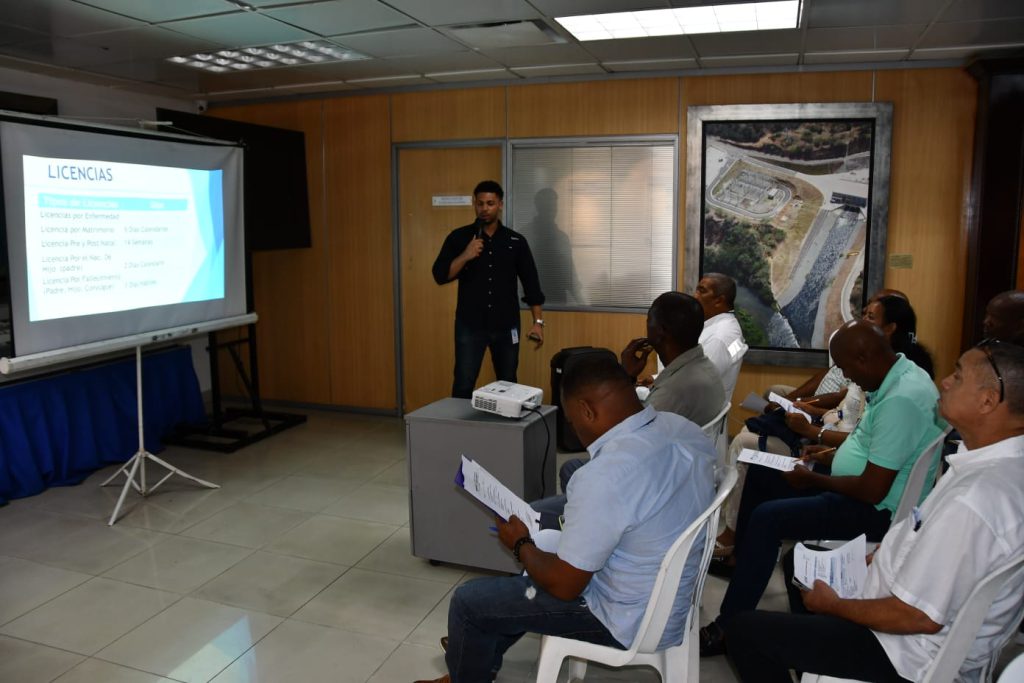 SANTO DOMINGO (R. Dominicana).- La Empresa de Generación Hidroeléctrica Dominicana (EGEHID) realizó una jornada de inducción dirigida a sus colaboradores, con el objetivo de fortalecer las políticas institucionales, los aspectos éticos, los beneficios laborales y los procedimientos para el buen funcionamiento de la entidad.