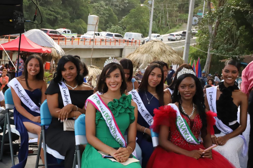Participación del administrador general de EGEHID, Rafael Salazar, en el V Encuentro de Poblaciones de Montaña en Los Cacaos, evento que coincide con la celebración de los 100 años de la fundación de este municipio, enclavado en la cuenca del río Nizao, donde están ubicados los complejos hidroeléctricos Jigüey, Aguacate, Valdesia y contraembalse Las Barías.