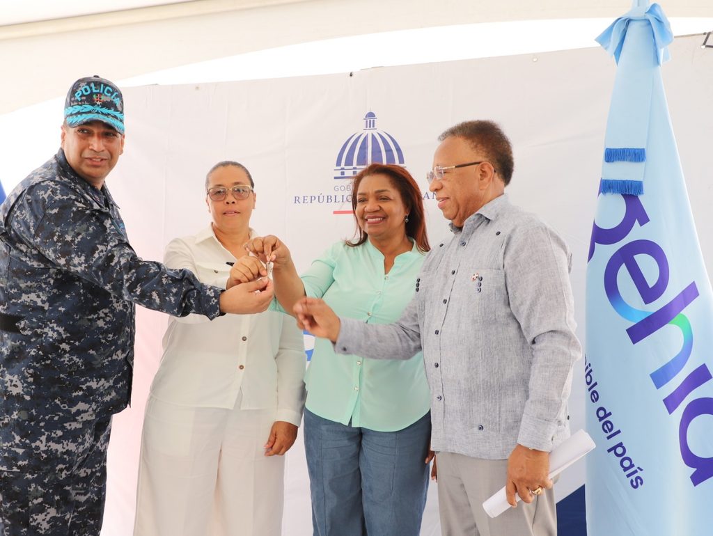 SAN JUAN (R. Dominicana).- La Empresa de Generación Hidroeléctrica Dominicana (EGEHID) dejó inaugurado un destacamento policial en el distrito municipal de Matayaya, municipio de Las Matas de Farfán, en San Juan.