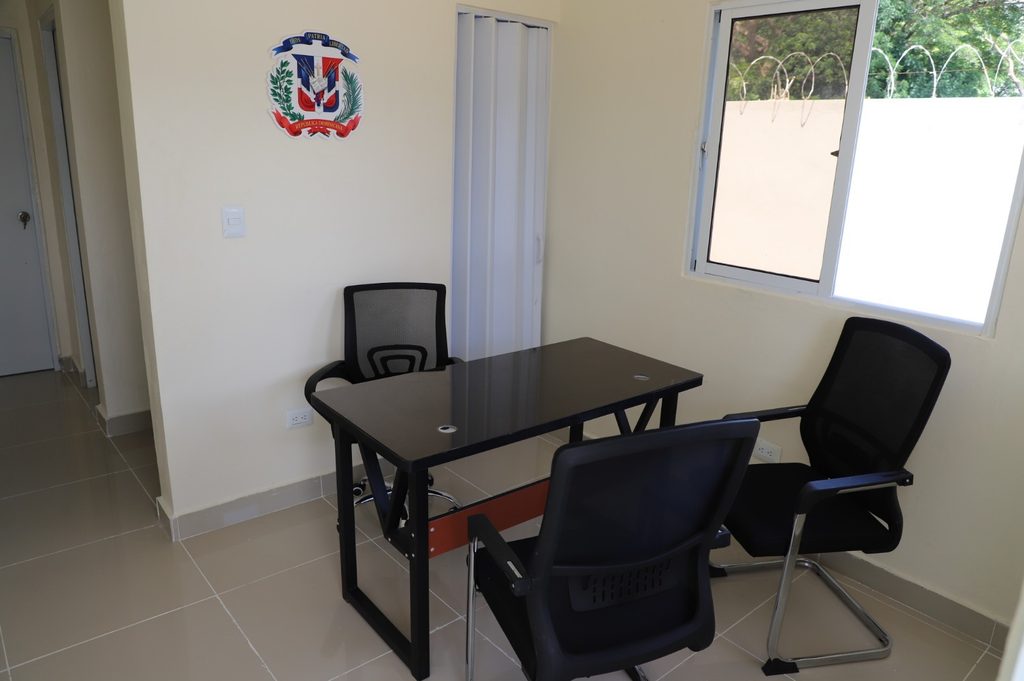 SAN JUAN (R. Dominicana).- La Empresa de Generación Hidroeléctrica Dominicana (EGEHID) dejó inaugurado un destacamento policial en el distrito municipal de Matayaya, municipio de Las Matas de Farfán, en San Juan.