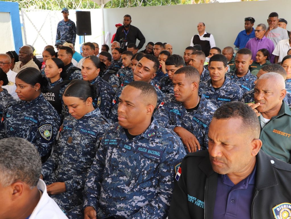 SAN JUAN (R. Dominicana).- La Empresa de Generación Hidroeléctrica Dominicana (EGEHID) dejó inaugurado un destacamento policial en el distrito municipal de Matayaya, municipio de Las Matas de Farfán, en San Juan.