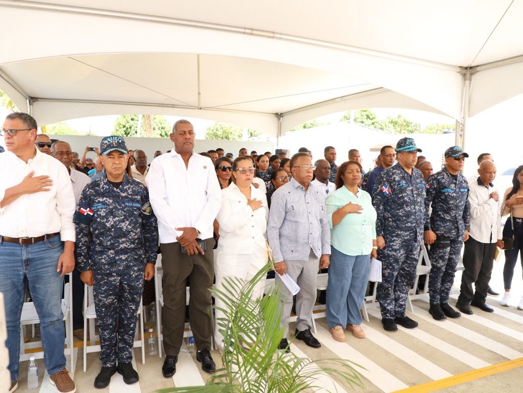 SAN JUAN (R. Dominicana).- La Empresa de Generación Hidroeléctrica Dominicana (EGEHID) dejó inaugurado un destacamento policial en el distrito municipal de Matayaya, municipio de Las Matas de Farfán, en San Juan.