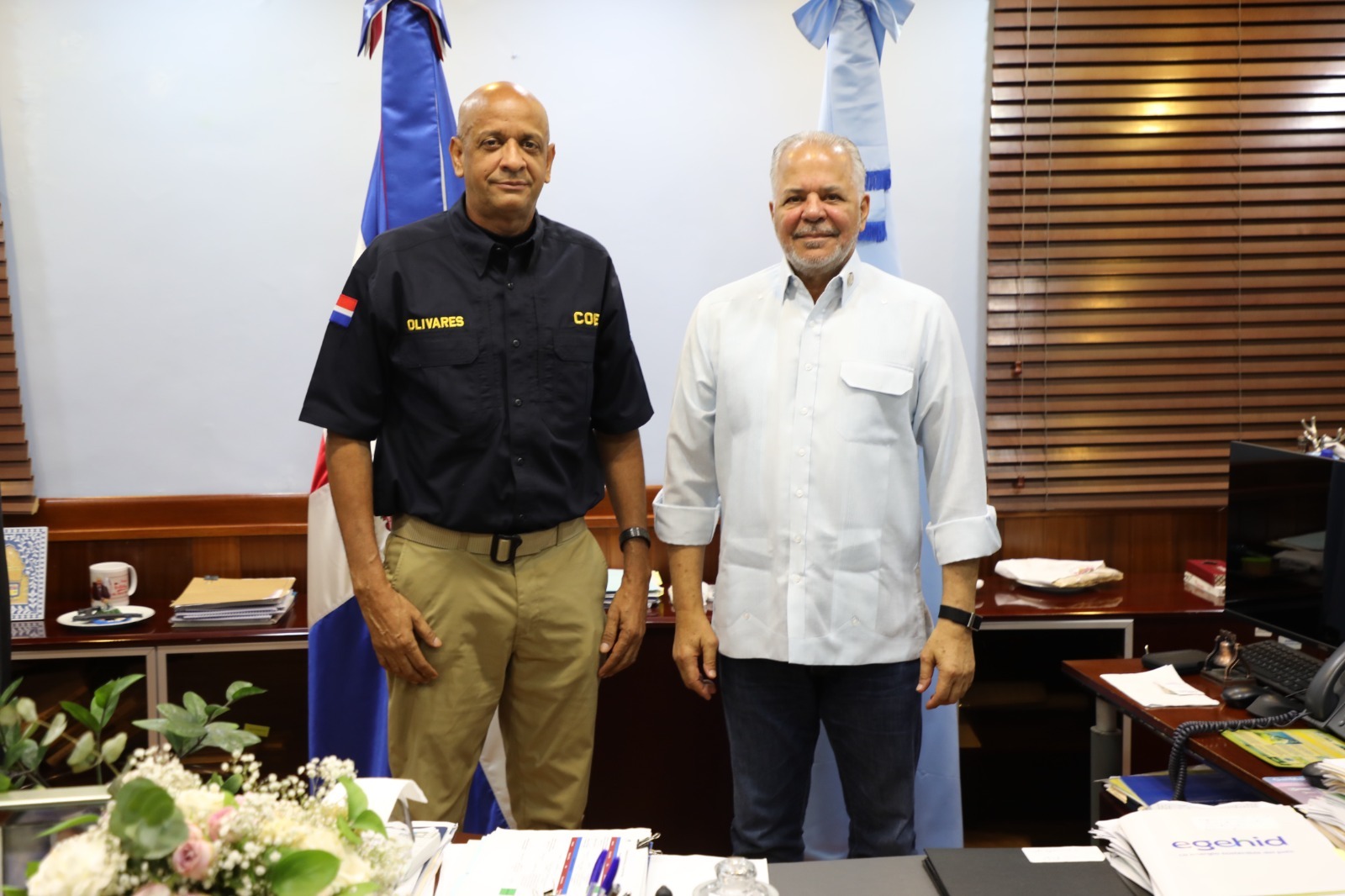 SANTO DOMINGO (R. Dominicana).- El administrador general de la Empresa de Generación Hidroeléctrica Dominicana (EGEHID), ingeniero Rafel Salazar, recibió al director del Centro de Operaciones de Emergencias (COE), Edwin Olivares, con quien conversó sobre diversos temas relacionados a la temporada ciclónica, los efectos del fenómeno El Niño y la importancia de robustecer la coordinación interinstitucional.