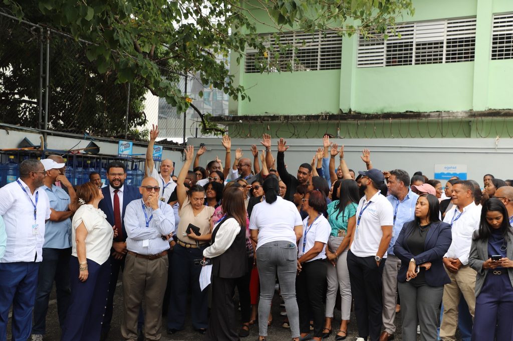Santo Domingo, Rep. Dominicana. - La Empresa de Generación Hidroeléctrica Dominicana (EGEHID) se integra con éxito al Simulacro Nacional de Evacuación por Terremoto 2026, organizado por el Centro de Operaciones de Emergencia (COE).