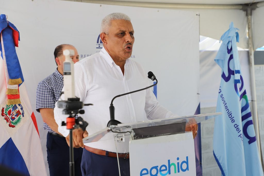 VALVERDE (R. Dominicana).- La Empresa de Generación Hidroeléctrica Dominicana (EGEHID) inauguró una funeraria en el municipio de Laguna Salada, provincia de Valverde, construida con una inversión de RD$ 12,393,036.72.